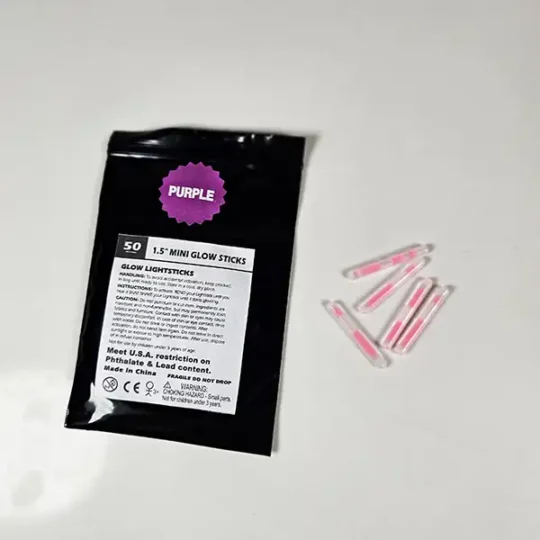 1.5" Glow Sticks Purple (50) - Image 2